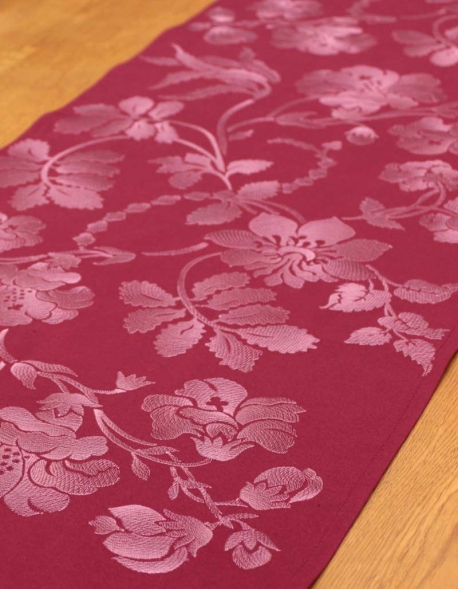 Table runner Ana Maria burgundy pure cotton silver embroidery. Made in France.